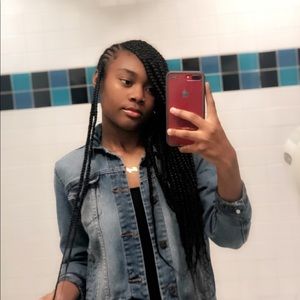 Meet your Posher, Alisa